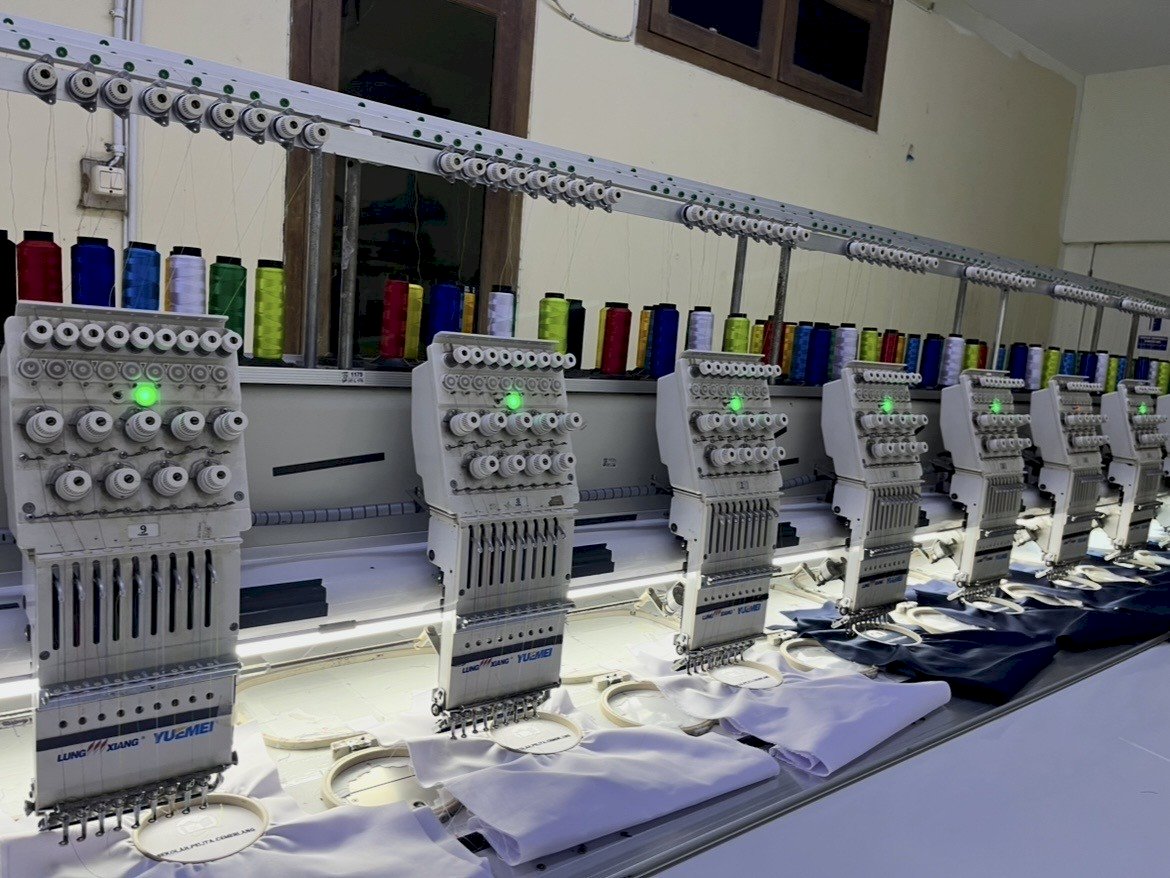 Bordir Baju Jogja - Bordir Motif Custom: Membuatnya Bercerita